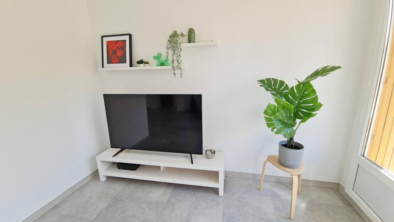 Maxbnb - T2 Balcon 50M2 - Climatise - Ouest - Toulon Ngoại thất bức ảnh