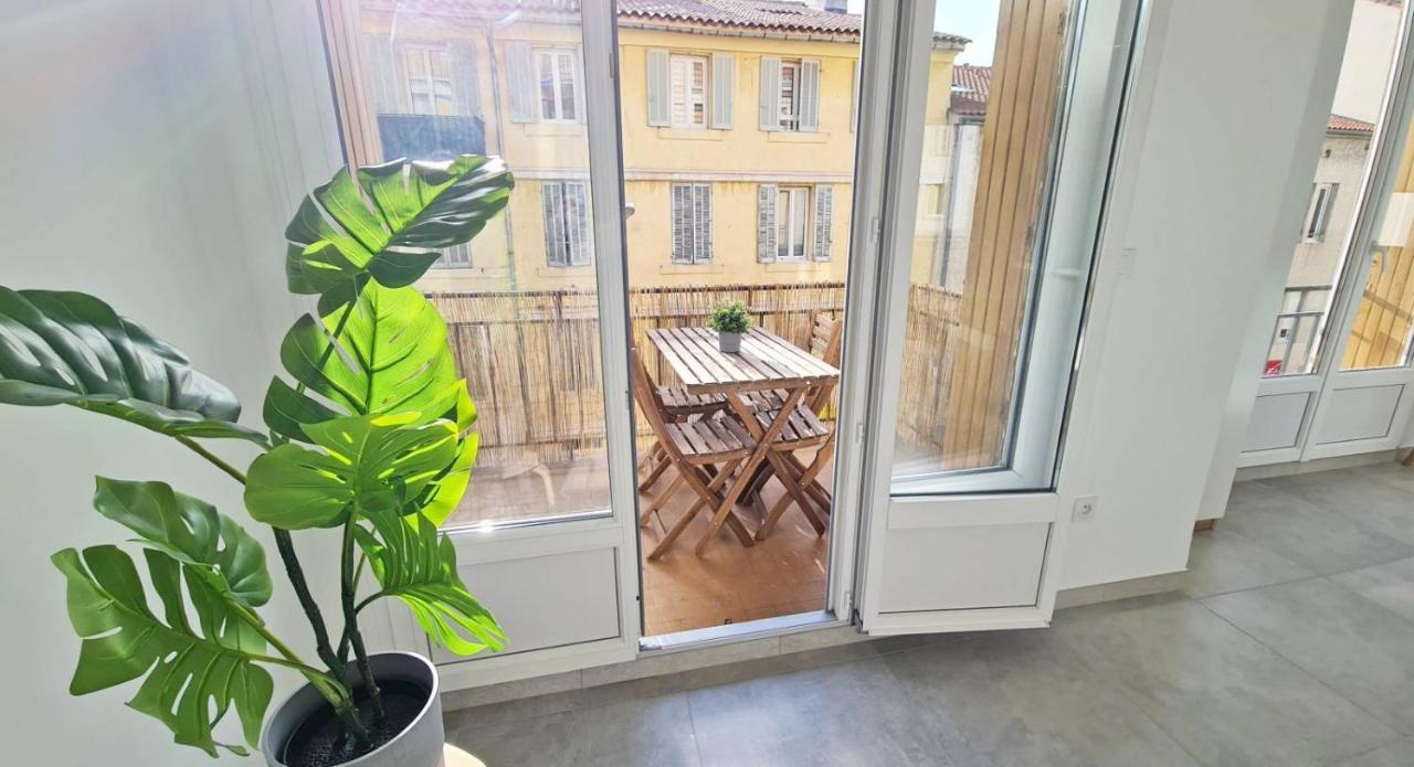 Maxbnb - T2 Balcon 50M2 - Climatise - Ouest - Toulon Ngoại thất bức ảnh